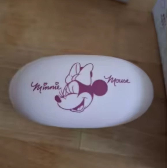 Disney Minnie Mouse Noise Cancelling Wireless Earbuds Headphones - Picture 12 of 14